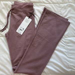 Alo Sway Bootcut Sweatpants XXS